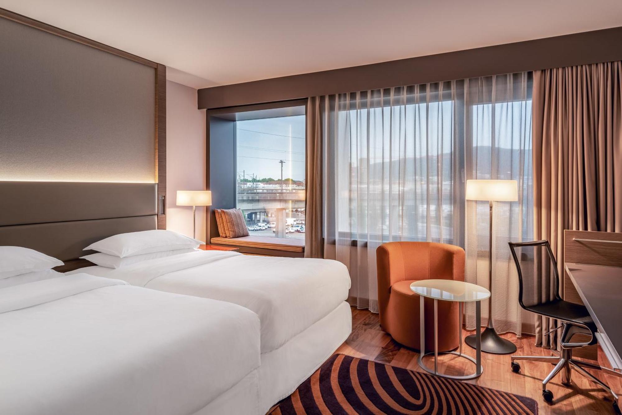 Sheraton Twin Room